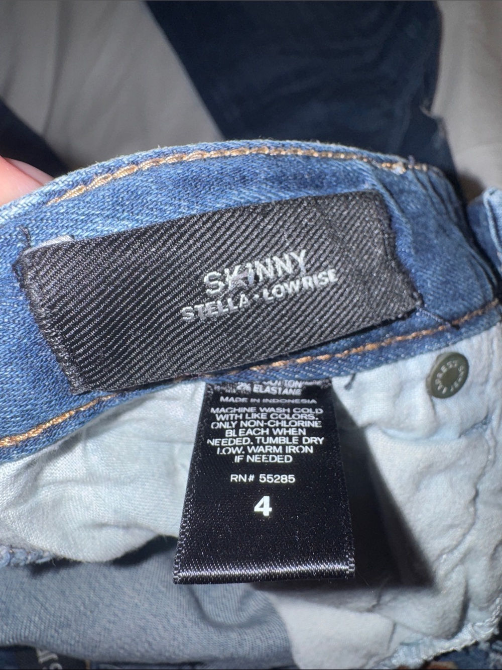 Express Straight Leg Jeans in Washed Blue - Picture 5 of 6